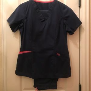 Peaches Sport Scrub set